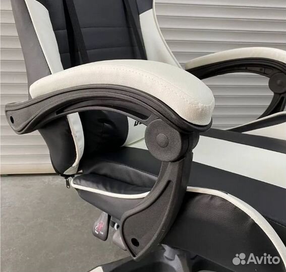 Игровое кресло