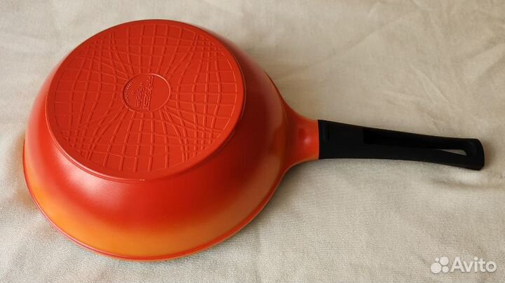 Сковорода VOK