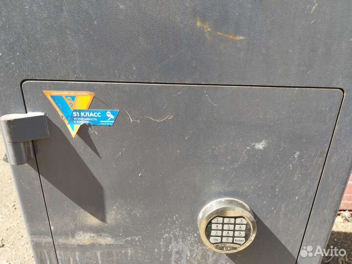 Взломостойкий сейф valberg 120/55