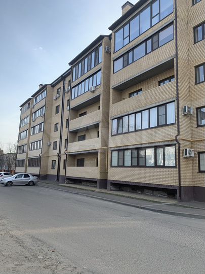 3-к. квартира, 96,5 м², 1/5 эт.