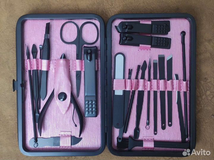 Маникюрный набор новый