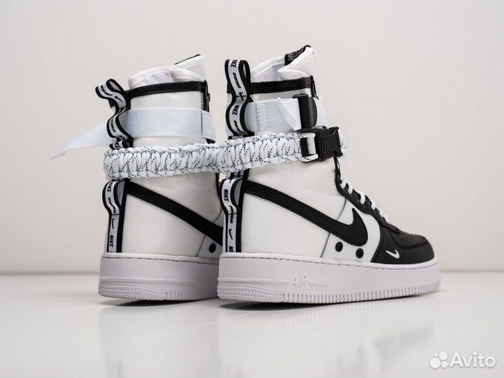 Кроссовки Nike SF Air Force 1 цвет Белый