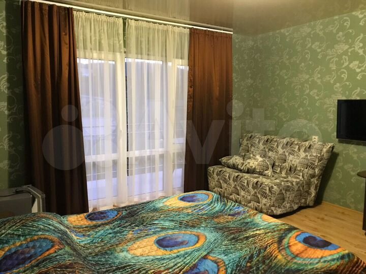 Комната 25 м² в 6-к., 1/2 эт.