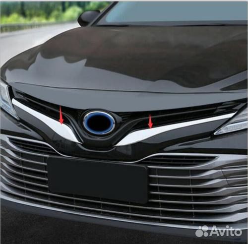 Накладки на передний бампер Toyota Camry V70
