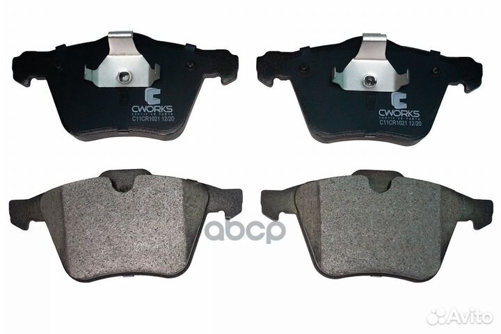 Тормозные колодки передние (Low Metallic) cworks