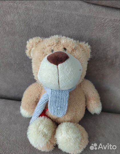 Плюшевый медведь