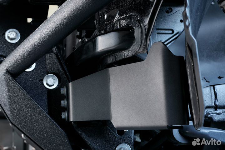 Защита кронштейна подушки для Тойота FJ Cruiser (п