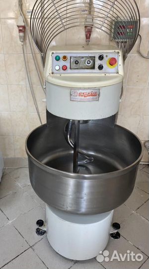 Оборудование для пекарни и магазина