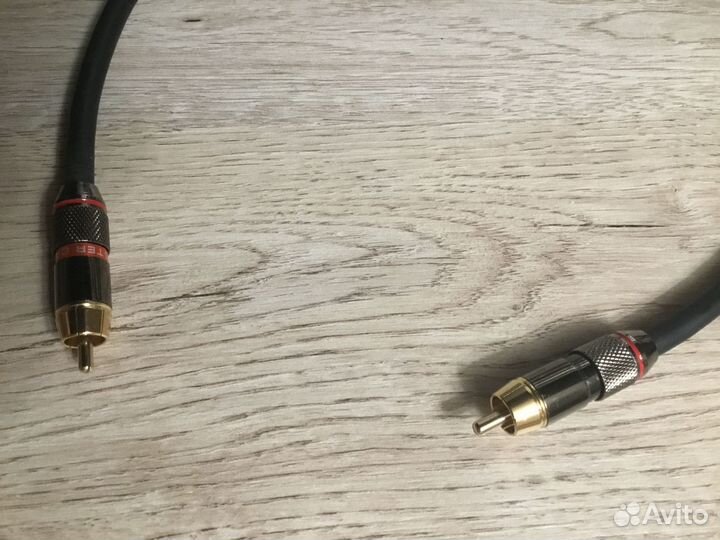 Коаксиальный цифровой кабель