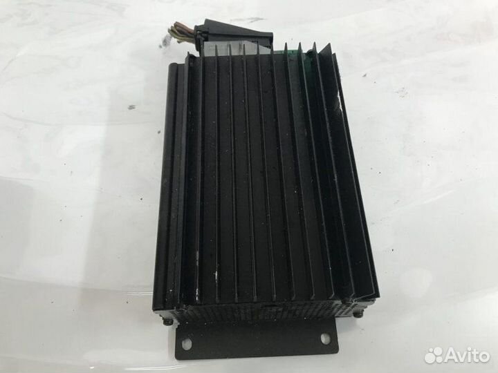 Усилитель звуковой системы Mercedes-Benz S220 W220