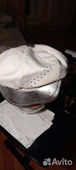 Головные уборы женские