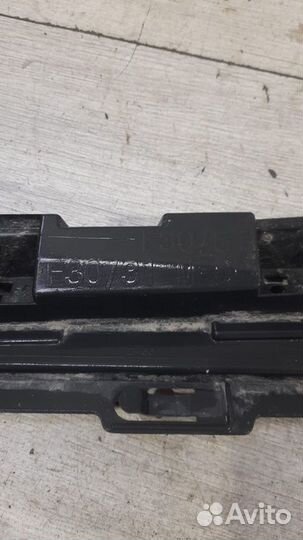 Кронштейн порога левый Bmw 3 F30 M-Paket С 2011 По