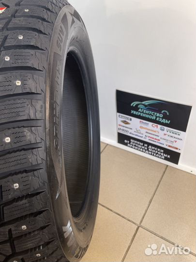 Bridgestone Blizzak Spike-02 SUV 235/55 R17 103T