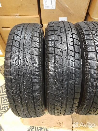 Bridgestone Blizzak VRX 175/70 R14 84S