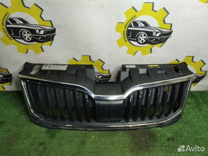 Решетка радиатора Skoda Octavia 7