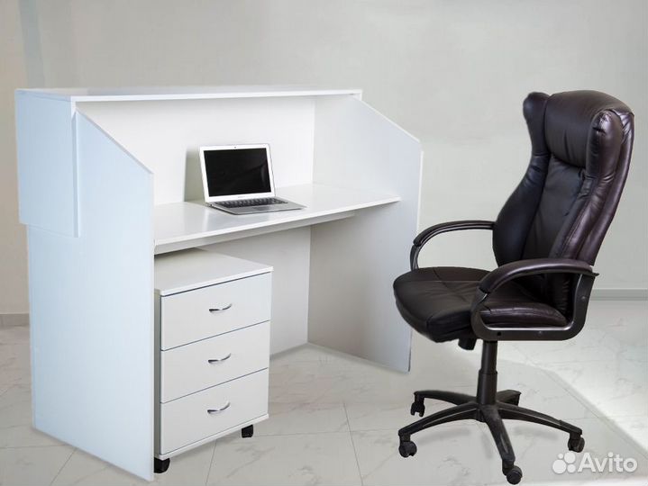 Стойка ресепшн