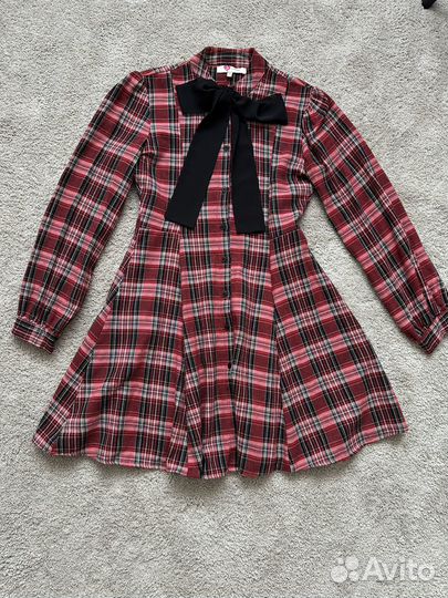 Платье с бантом