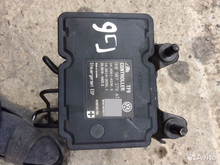 Блок ABS Гольф 6 1K0907379AT 1k0614517CB