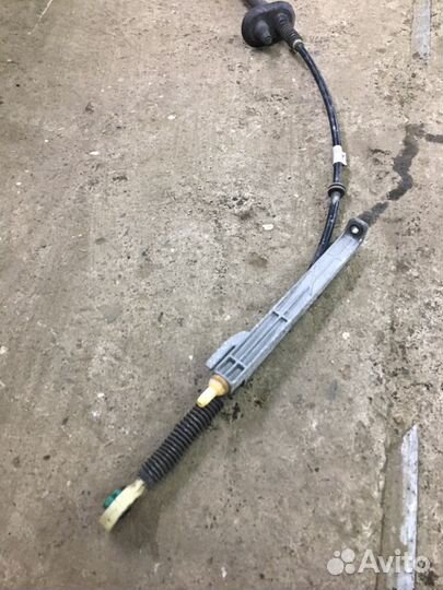 Трос стояночного тормоза Merecedes w245