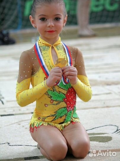 Купальник для художественной гимнастики