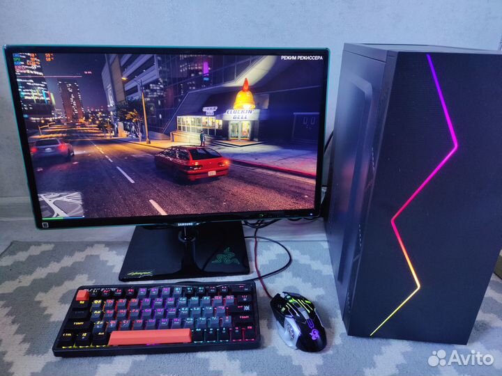 Компьютер с монитором