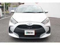 Toyota Yaris 1.0 CVT, 2020, 62 000 км, с пробегом, цена 850 000 руб.