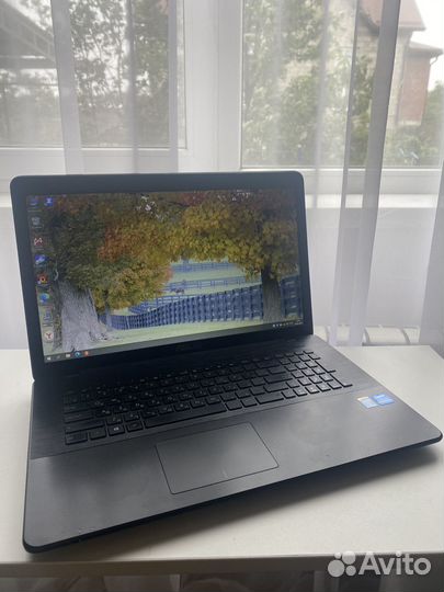 Современный Asus 17