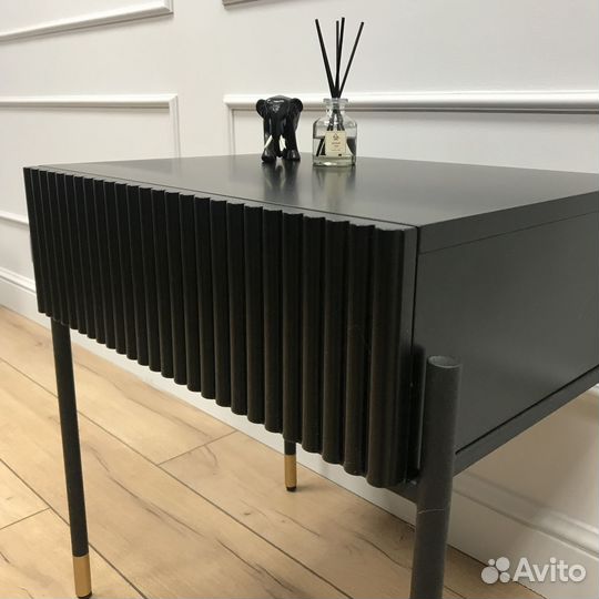 Тумба прикроватная Velvet