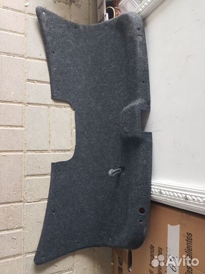 Обшивка багажной двери