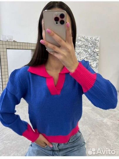 Пуловер джемпер яркий