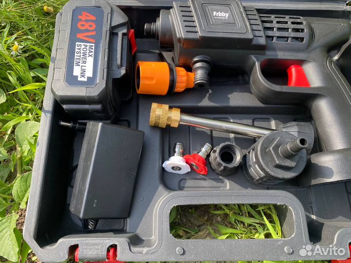 Аккумуляторная мини мойка