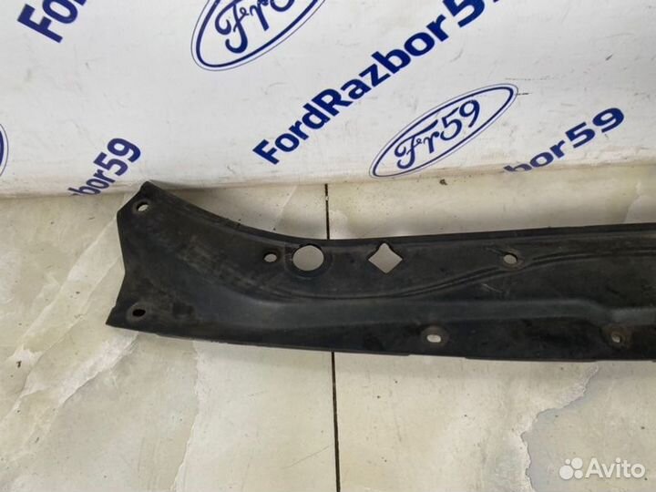 Дефлектор над радиаторами Kia Sportage KM