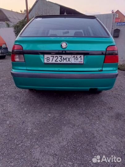 Бампер задний Skoda Felicia 1.6л мт 1998г