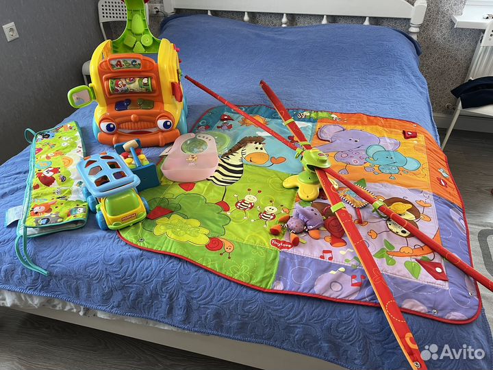 Развивающий коврик tiny love