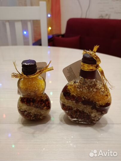 Набор сувенирных бутылочек на кухню