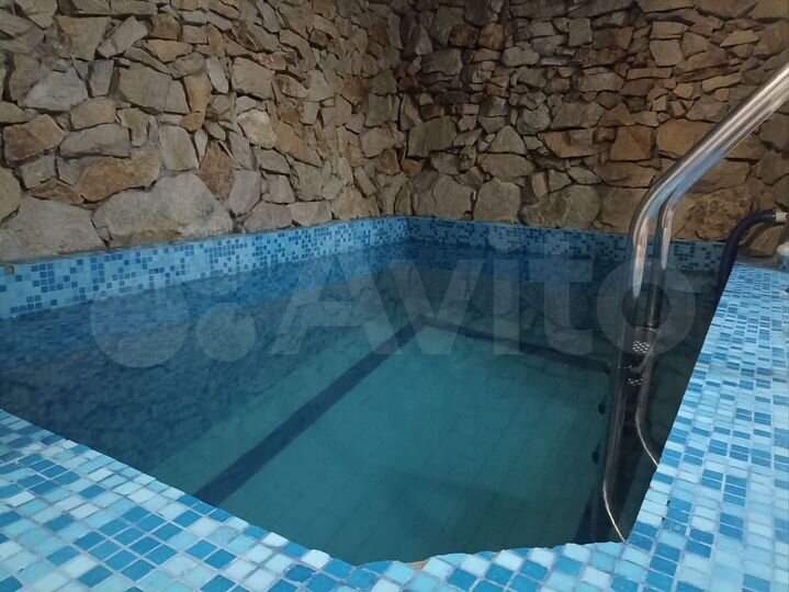 Коттедж 400 м² на участке 5 сот.