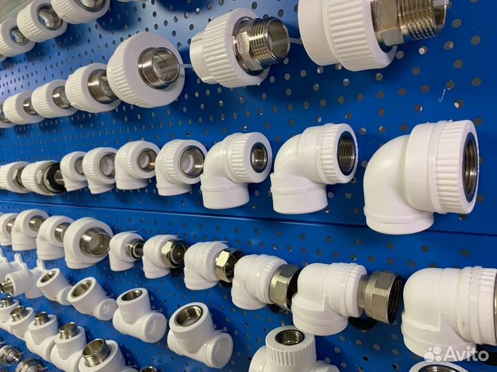 PP-R Угольник комбинированный вр Белый 25-1/2