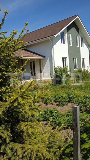 Коттедж 215,2 м² на участке 10 сот.