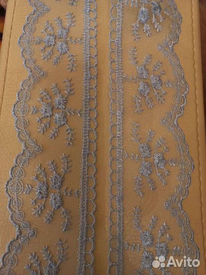 Кружево голубое