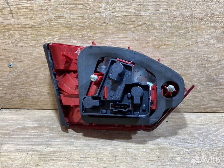 Фонарь задний правый VW Jetta 6 Арт. 110391