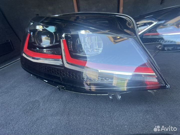 Фара правая и левая LED Golf VII GTI