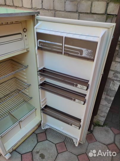 Холодильник Полюс