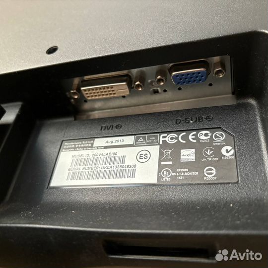 Монитор Philips 20