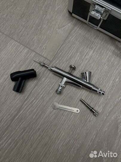 Аэрограф с компрессором Legend Air