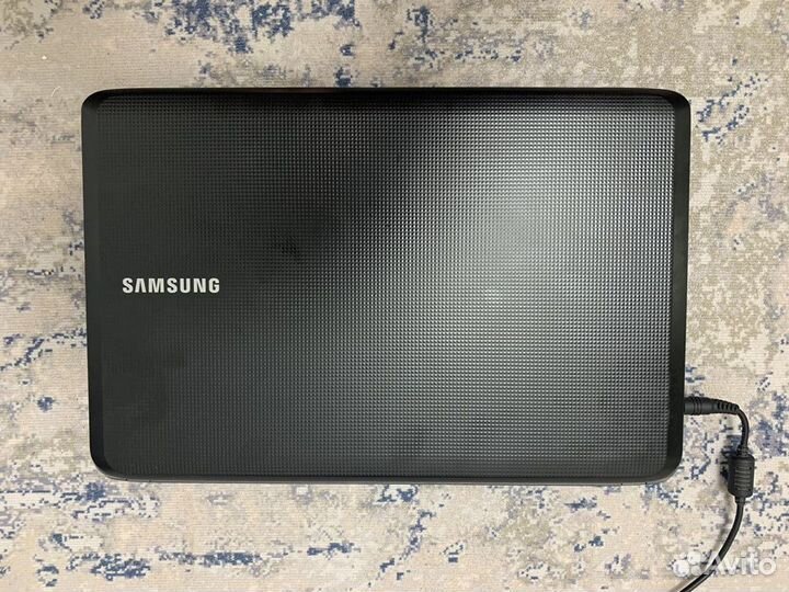 Ноутбук Samsung NP-R528-DA04RU