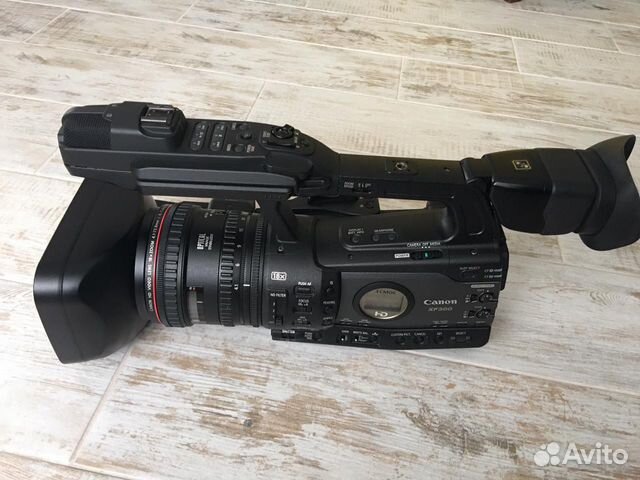 Профессиональная Видеокамера Canon XF300