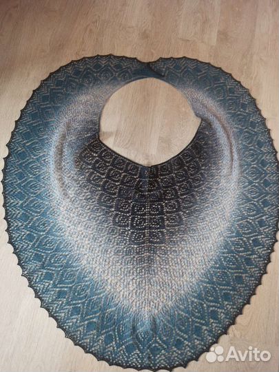 Шаль ручной работы