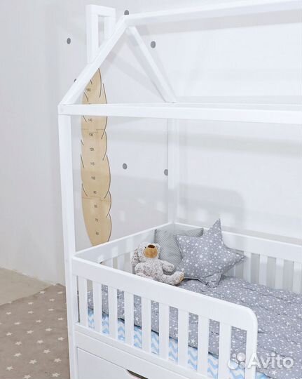 Детская кровать домик