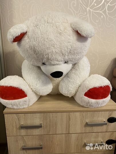 Плюшевый медведь