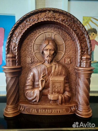 Резные иконы из дерева